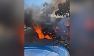 Incêndio em lixeira viciada destrói carro no bairro Flores