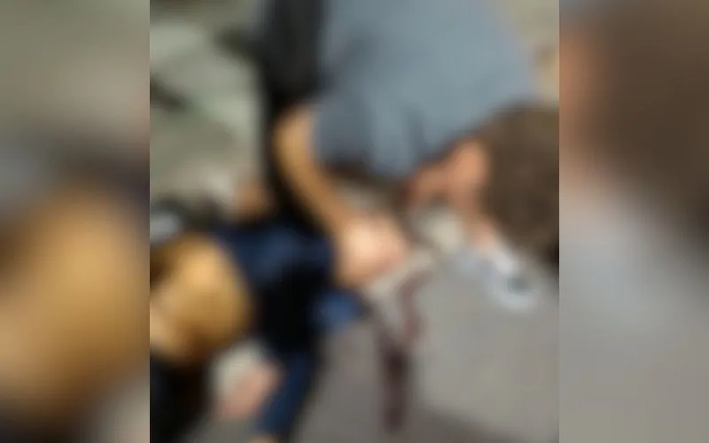 Motociclista fica gravemente ferido em acidente na Av. Umberto Calderaro
