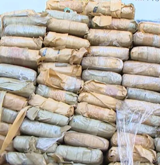 PMAM apreende 341 kg de drogas escondidos em vala na Zona Norte de Manaus