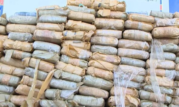 PMAM apreende 341 kg de drogas escondidos em vala na Zona Norte de Manaus