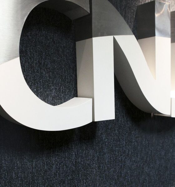 CNJ faz operação em gabinete de desembargador ligado a Nunes Marques