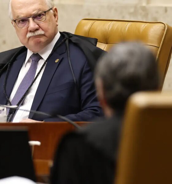 Fachin desmarca julgamento sobre atuação de Mendonça no caso Master