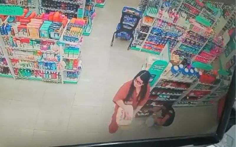 Câmeras registram três mulheres suspeitas de furto em drogaria de Manaus