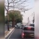 Carro bate contra ônibus e fica com a lataria danificada na Zona Oeste de Manaus