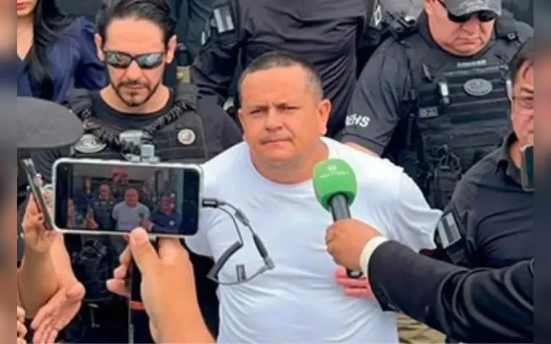 Condutor de lancha vai a júri por naufrágio que matou três em Manaus