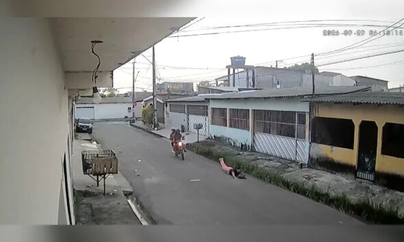 Mulher tenta correr e cai ao chão durante assalto no Canaranas