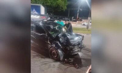 Homem fica preso às ferragens após bater contra caçamba em Manaus