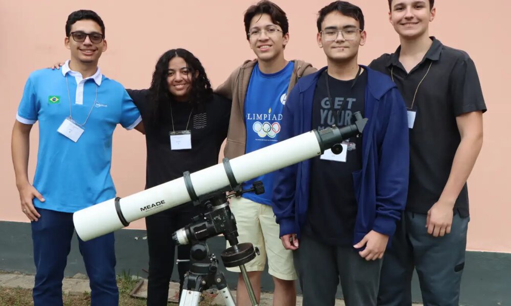 Olimpíada de Astronomia no Vietnã tem cinco estudantes brasileiros