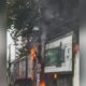 Incêndio assusta motoristas com fumaça preta na Av. Umberto Calderaro