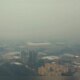 Manaus amanhece coberta por fumaça e qualidade do ar é classificada como “muito ruim”