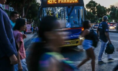 Pesquisa aponta que solidão e exaustão ampliam abstenção nas urnas