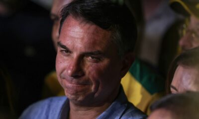 Imprensa internacional repercute fuga de Flávio Bolsonaro do Brasil