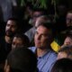 Flávio Bolsonaro impõe condições para liberar sigilos