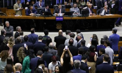 Alcolumbre marca votação da PEC pelo fim da 6x1 para quarta-feira