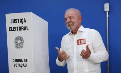 Lula vota e enaltece mobilização popular: nunca vi nada igual