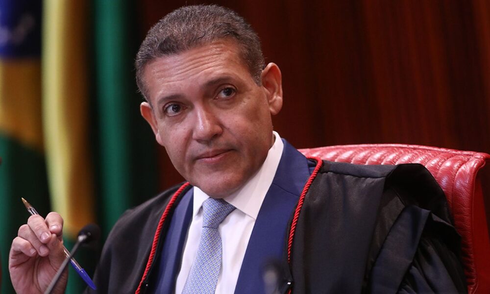 Kassio atende Flávio e suspende propaganda do PT que cita caso Master