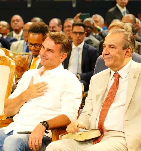Flávio passa domingo reunido com prefeitos e vereadores de São Paulo