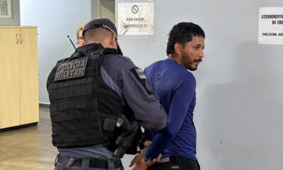 Homem rouba celular de passageira em carro de aplicativo e acaba preso pela PM no Centro de Manaus; veja vídeo