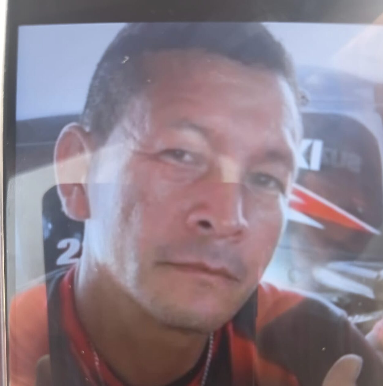 Tragédia: homem m0rre eletrocutado em cima de telhado no bairro Santa Etelvina; cenas fortes