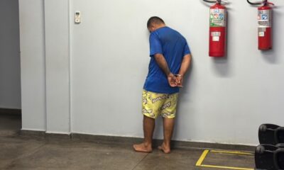 ROCAM prende “Loirinho” com drogas no Terminal da Matriz, no Centro de Manaus