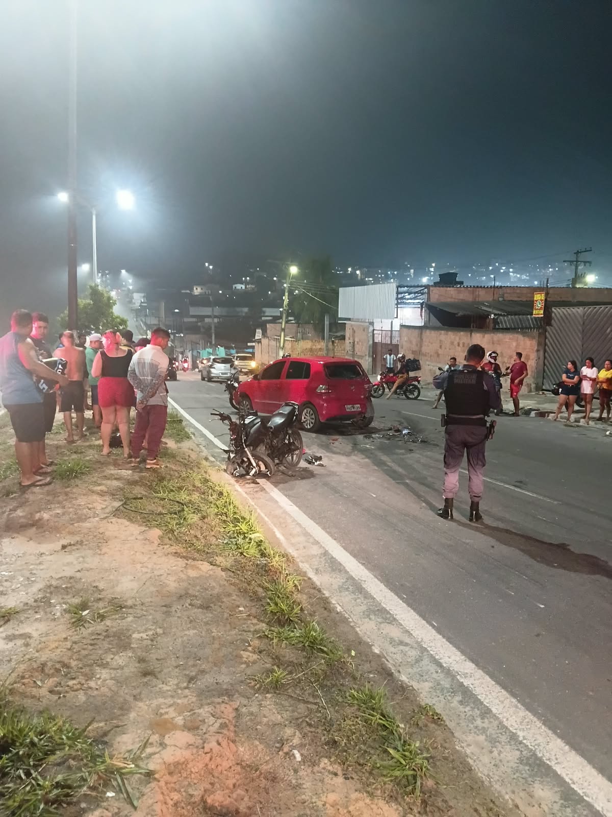 Noite de tr4gédia em Manaus: sequência de colisões na Avenida Margarita termina com motociclista m0rto; veja imagens