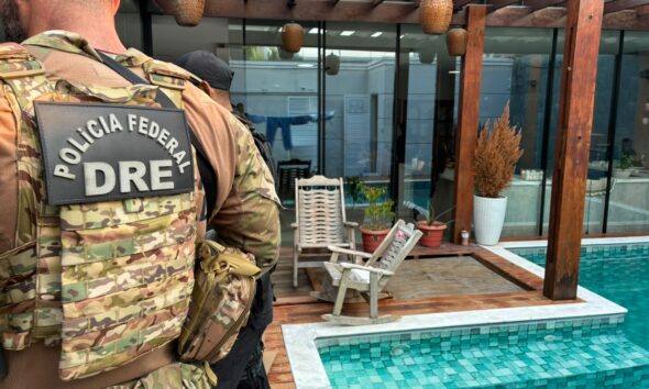 Saiba o que a PF encontrou na casa de empresários em esquema que movimentou mais de R$ 31 milhões do tráfico de drogas no AM