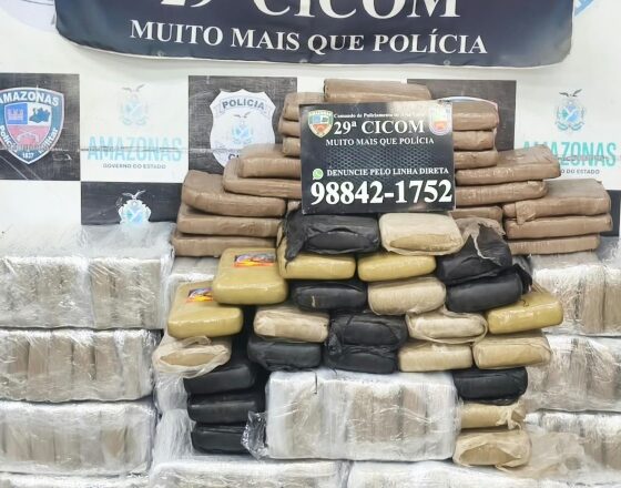 PM apreende 198 tabletes de skunk escondidos em caminhão na Zona Leste de Manaus