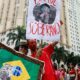 Estudantes fazem ato no Rio de Janeiro em defesa de voto em Lula