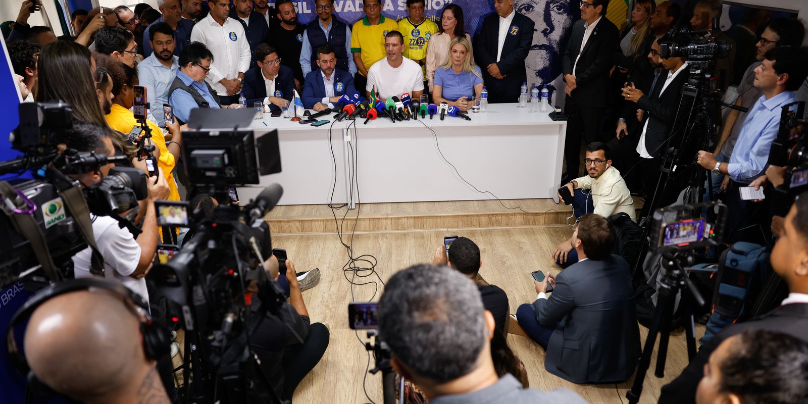 Douglas Ruas critica judicialização da eleição e se declara governador