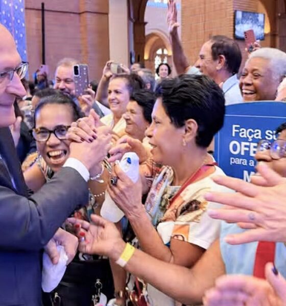 Em Aparecida, Alckmin pede isenção da Justiça Eleitoral