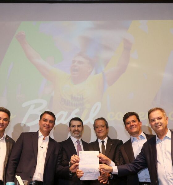 Flávio Bolsonaro recebe apoio de governadores eleitos e Cury