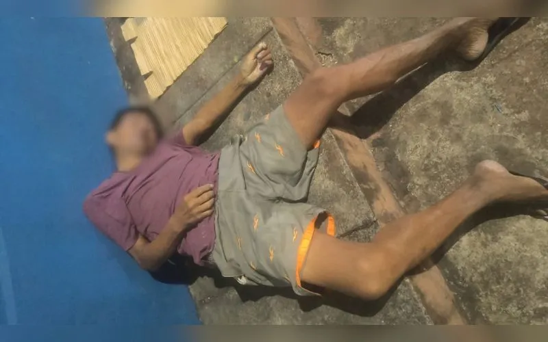 Homem é encontrado morto em frente a Conselho Comunitário no São José