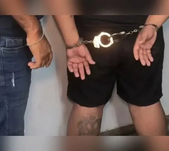 Homem é preso suspeito de ameaçar vizinhos por causa de voto em Manaus