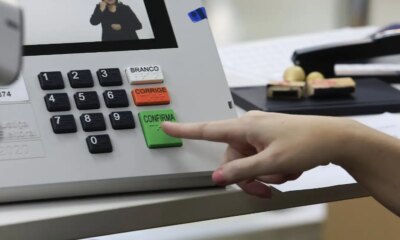 Candidato vence no 1º turno se ganhar mais de 50% dos votos válidos