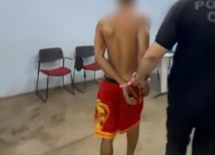 Pai é preso após estuprar e engravidar filha no AM; homem ameaçava família para esconder os abusos