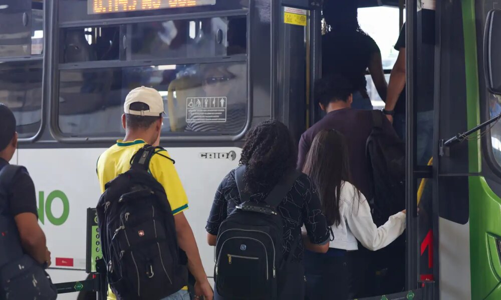 Prefeituras e estados devem garantir transporte gratuito no 2° turno