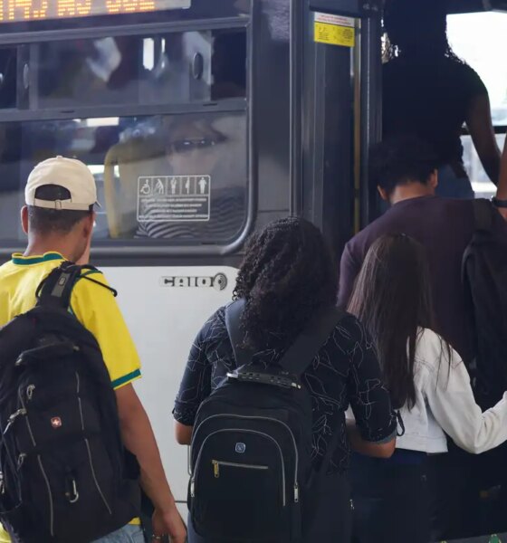 Prefeituras e estados devem garantir transporte gratuito no 2° turno