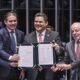 Alcolumbre homenageia Paim no fim da 6x1; entenda motivo